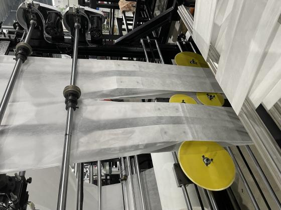 ZW-FMF600 五合一无纺布制袋机